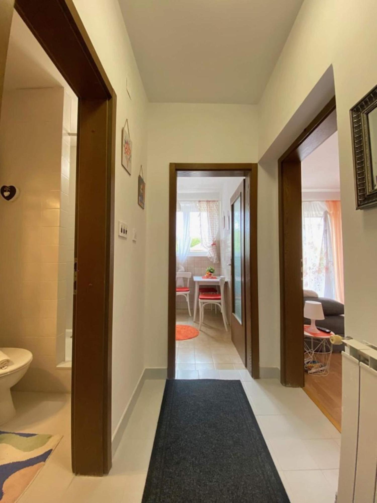 Apartments Xenia Krk Крк Екстер'єр фото