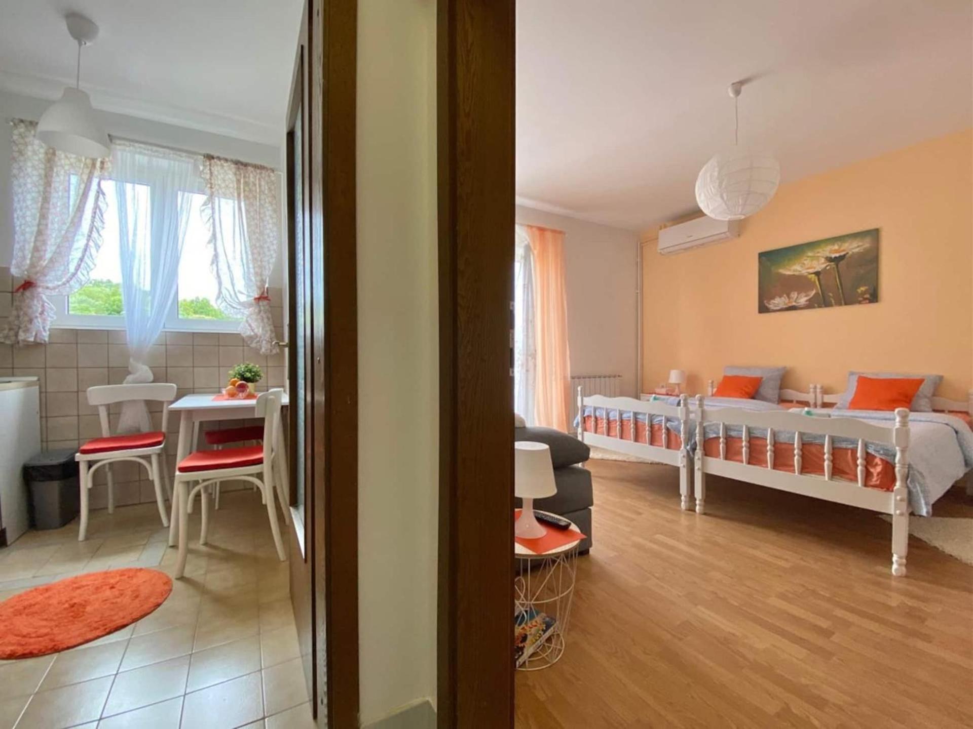 Apartments Xenia Krk Крк Екстер'єр фото