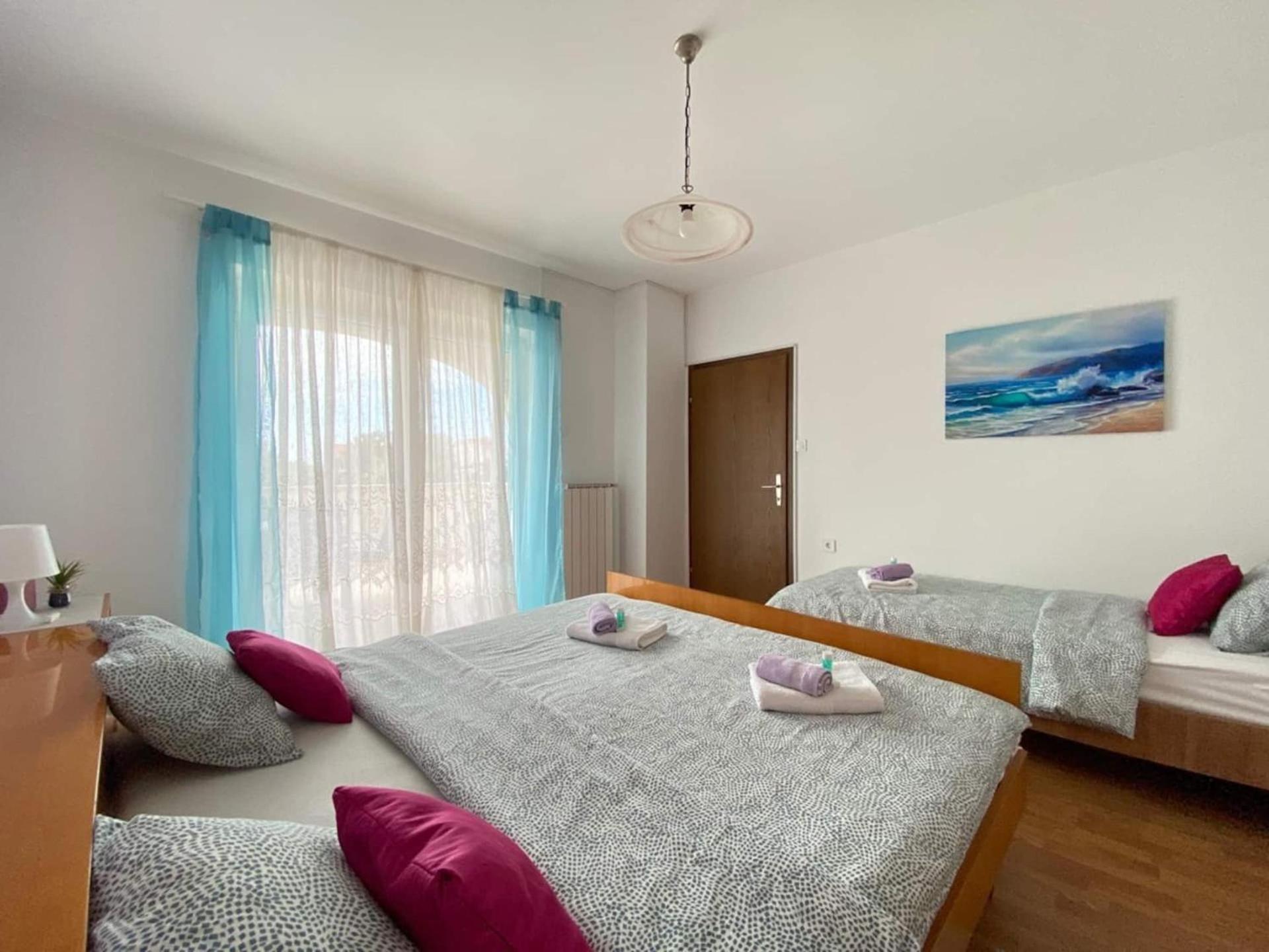 Apartments Xenia Krk Крк Екстер'єр фото